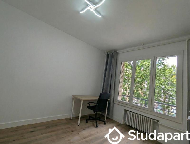 Chambre - 14 m² - 1 pièce