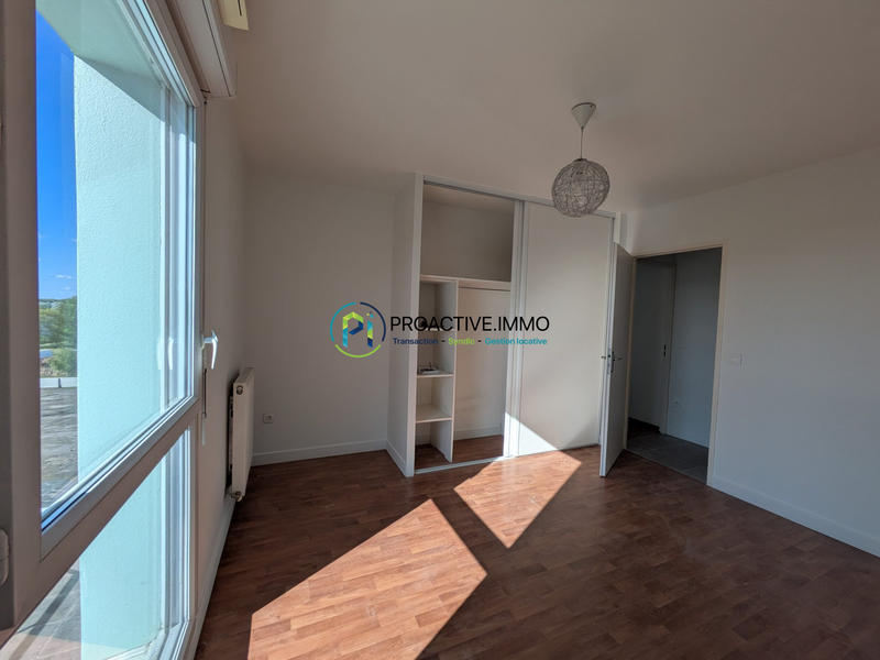 Duplex - 99 m² - 5 pièces