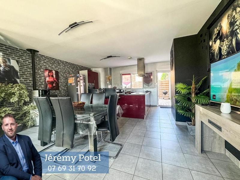 Maison - 147 m² - 5 pièces