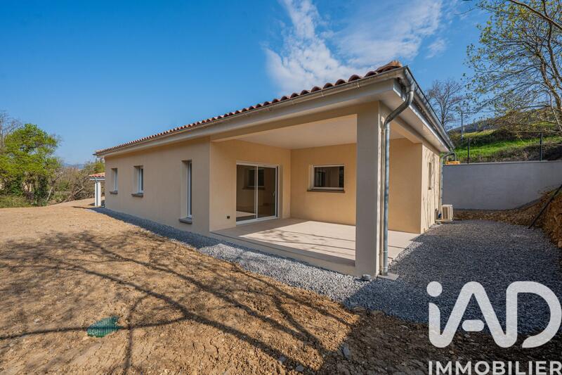 Maison - 91 m² - 4 pièces