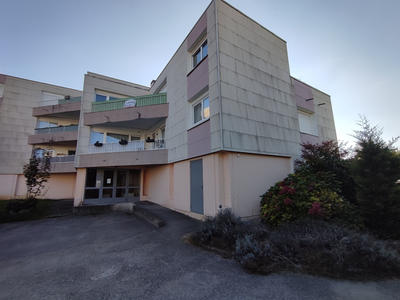 Appartement - 95 m² - 4 pièces