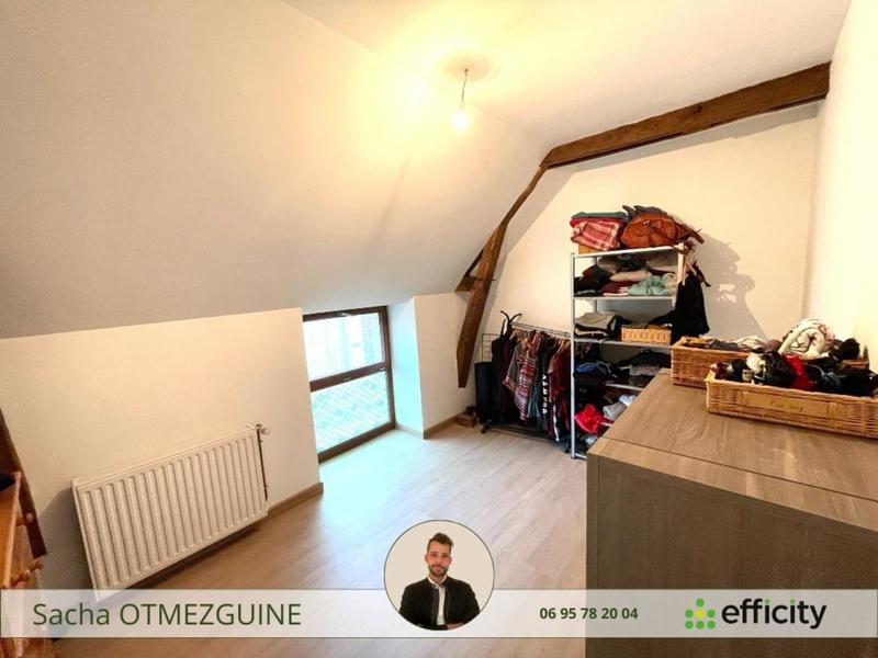 Maison - 240 m² - 7 pièces