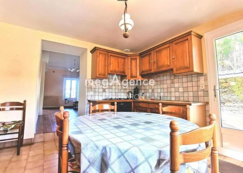 Maison - 130 m² - 7 pièces