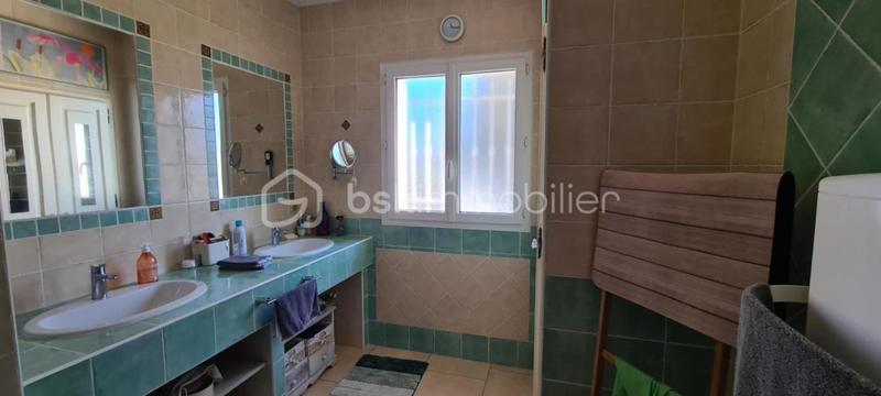 Villa - 185 m² - 6 pièces