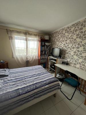 Appartement - 96 m² - 5 pièces