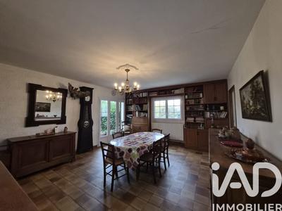 Maison - 190 m² - 7 pièces