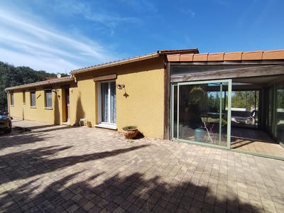 Villa - 200 m² - 7 pièces