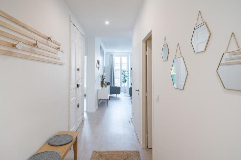 Appartement - 107 m² - 6 pièces