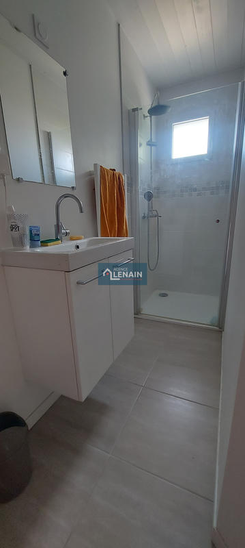 Maison - 121 m² - 7 pièces