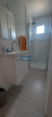 Maison - 121 m² - 7 pièces