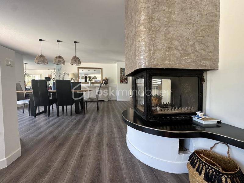 Maison - 145 m² - 4 pièces