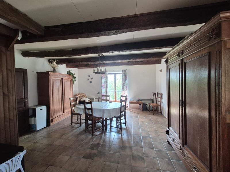 Maison - 156 m² - 7 pièces