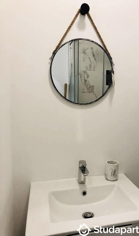 Chambre - 9 m² - 1 pièce