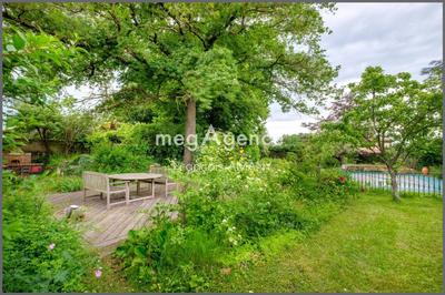 Maison de campagne - 250 m² - 8 pièces