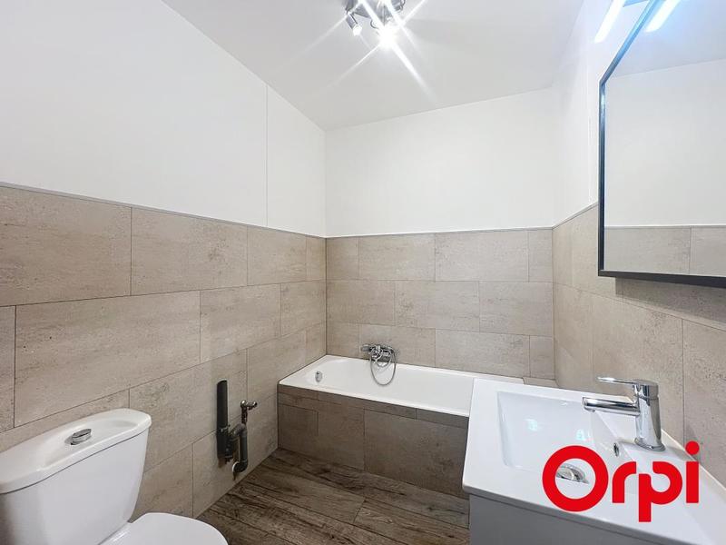 Studio - 32 m² - 1 pièce