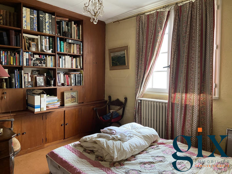 Maison ancienne - 154 m² - 7 pièces