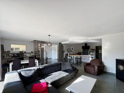 Maison de ville - 160 m² - 7 pièces