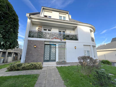 Appartement - 75 m² - 4 pièces