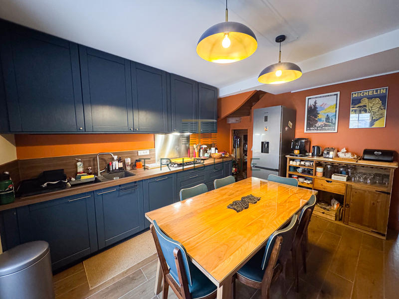 Maison - 99 m² - 4 pièces