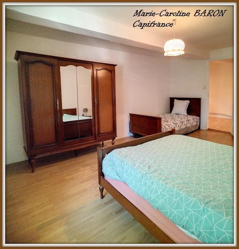 Maison - 450 m² - 10 pièces