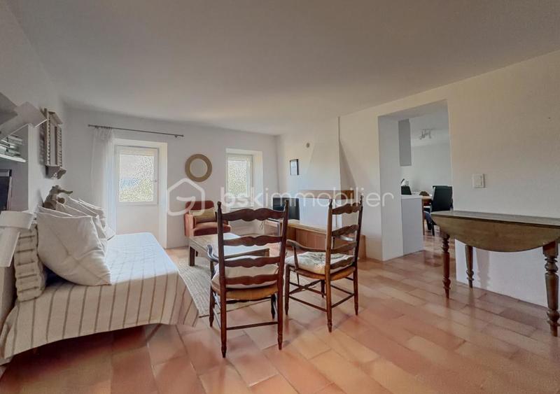 Maison de village - 130 m² - 6 pièces