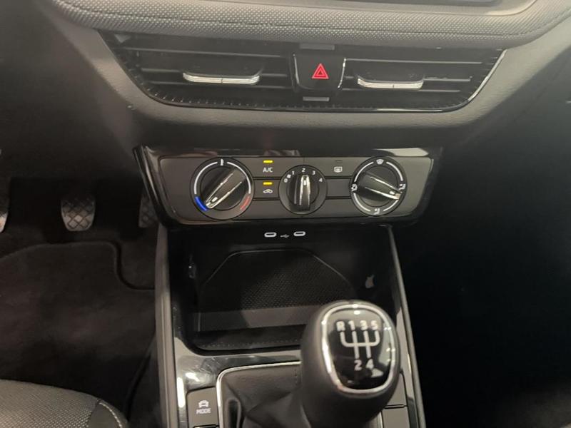 Skoda Fabia 1.0 Tsi 95 ch Evo 2 Bvm5 Selection