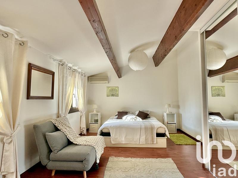 Maison - 206 m² - 7 pièces