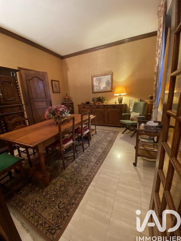 Maison - 224 m² - 11 pièces