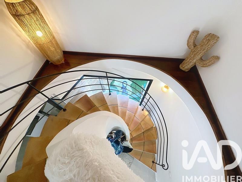 Maison de maîtres - 158 m² - 7 pièces