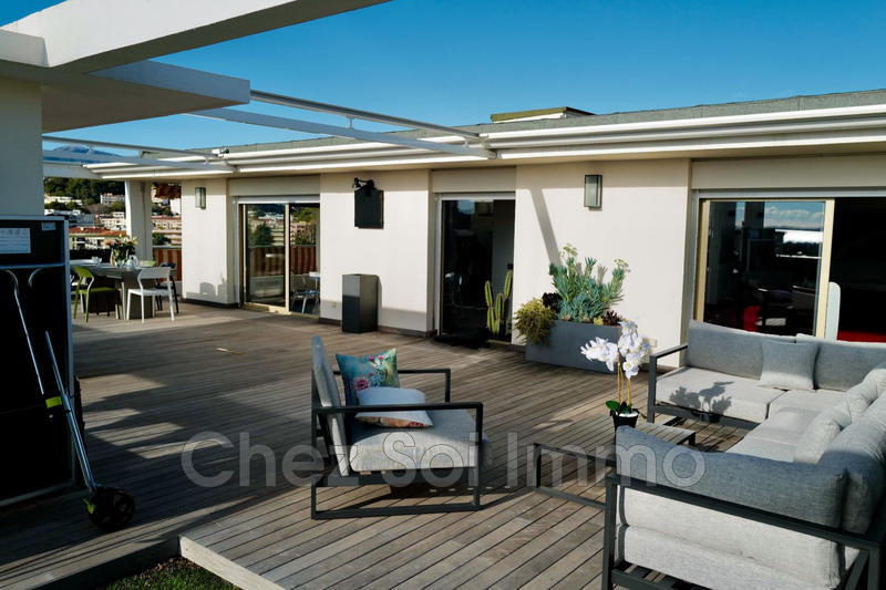 Appartement - 150 m² - 4 pièces