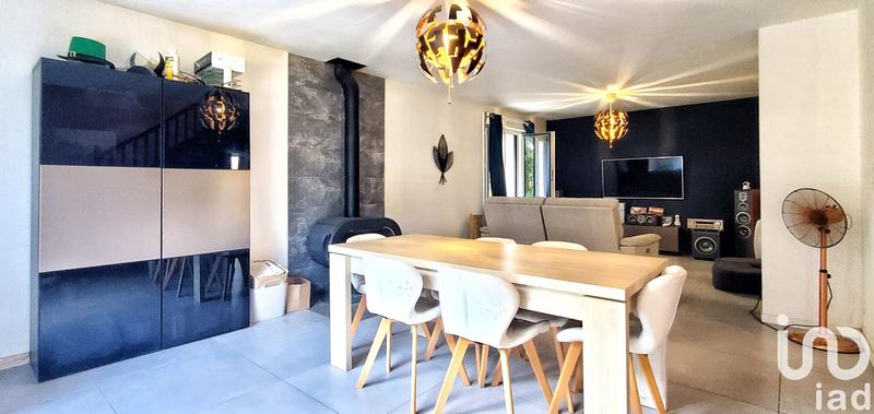 Maison - 137 m² - 9 pièces