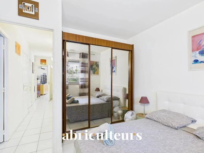 Appartement ancien - 143 m² - 6 pièces