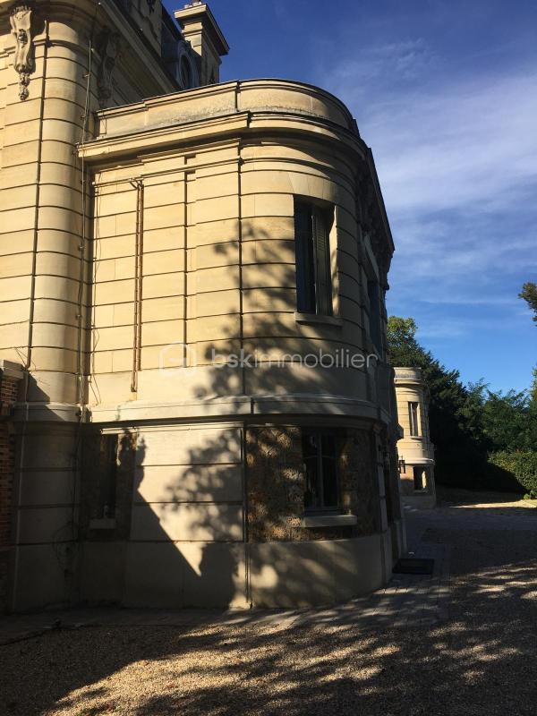 Demeure - 789 m² - 10 pièces