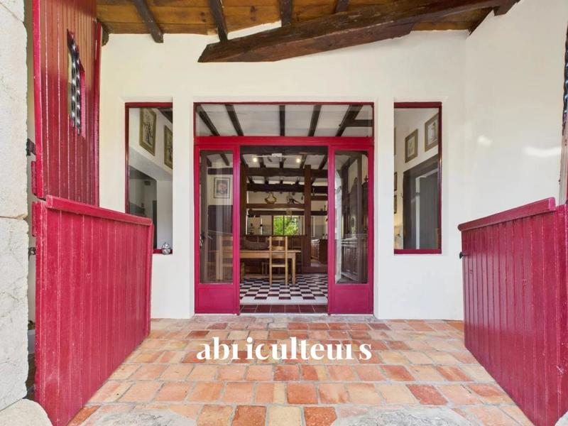 Maison ancienne - 235 m² - 8 pièces