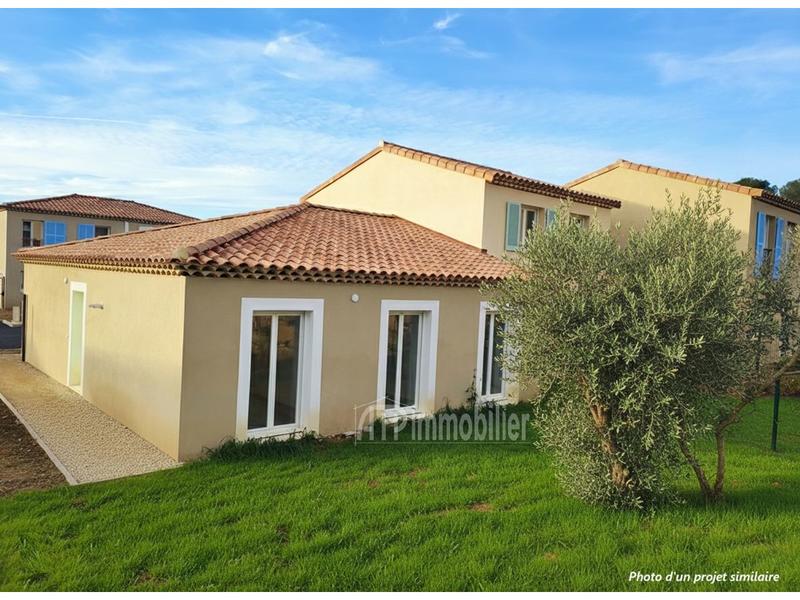 Maison traditionnelle - 80 m² - 4 pièces