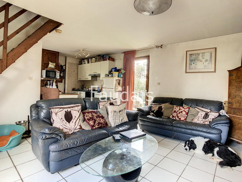 Propriété - 200 m² - 10 pièces