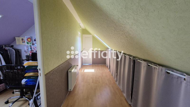 Maison - 150 m² - 8 pièces