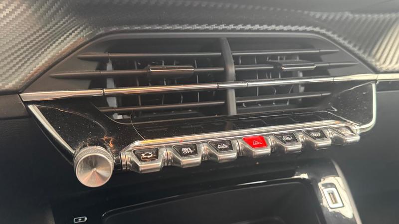 Peugeot 208 Societe 1.2 100 Active Business Camera de Recul / Carplay