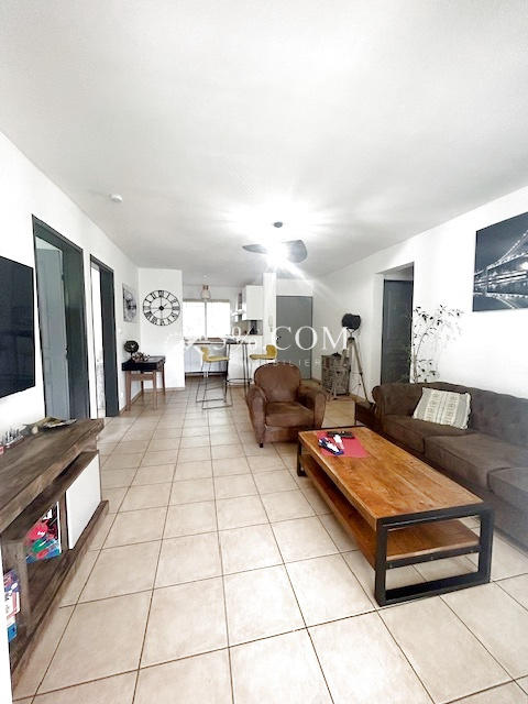 Appartement - 60 m² - 4 pièces