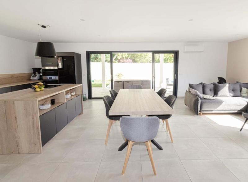 Maison - 150 m² - 4 pièces