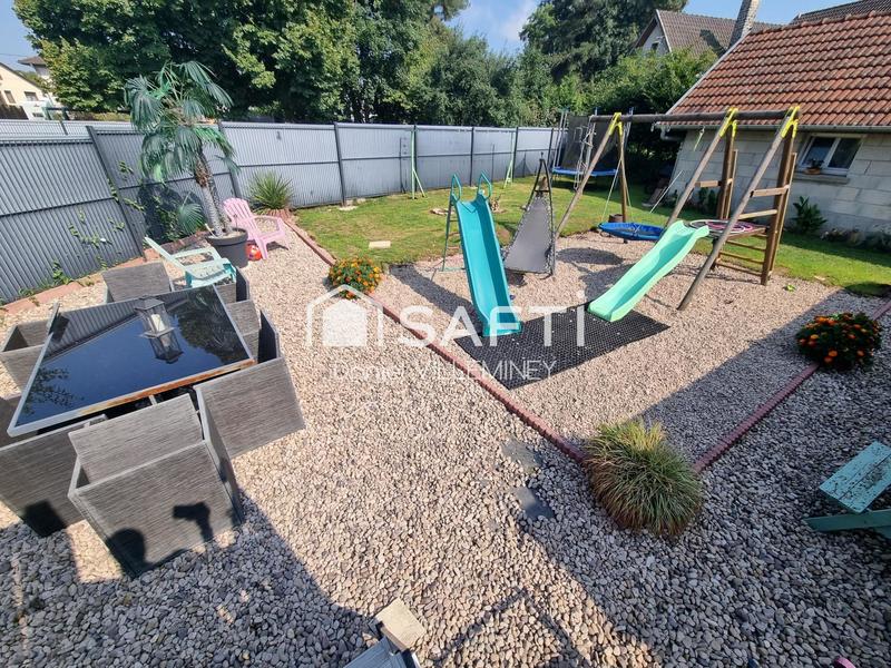 Maison - 180 m² - 7 pièces