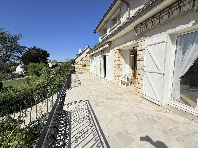 Maison traditionnelle - 110 m² - 5 pièces