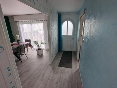 Maison - 140 m² - 7 pièces