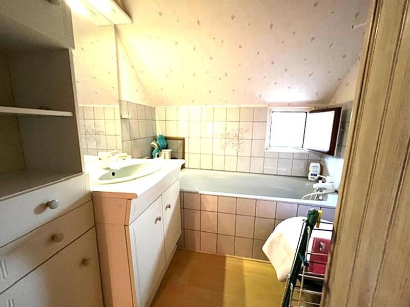 Maison - 106 m² - 7 pièces