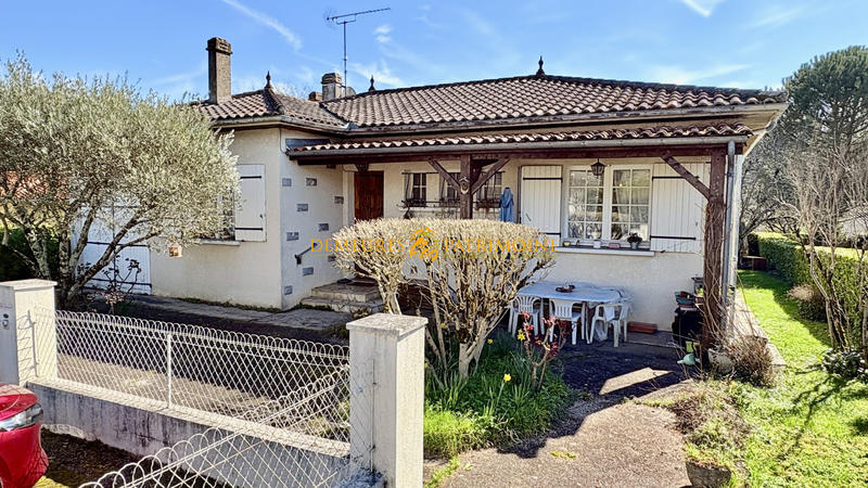 Maison - 94 m² - 5 pièces