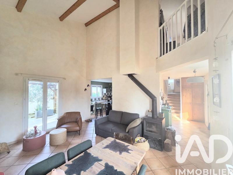 Maison - 122 m² - 5 pièces