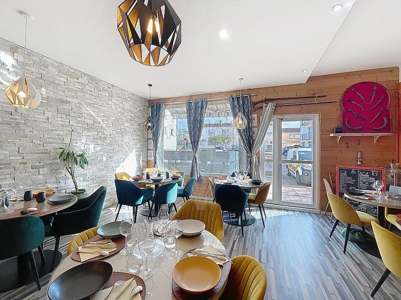 Magasins - 60 m² - 2 pièces