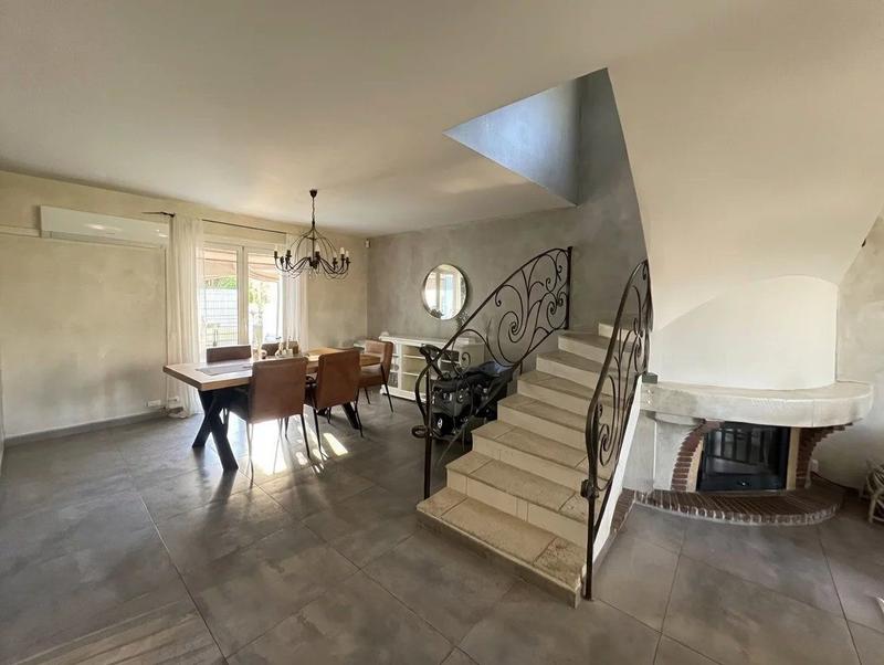 Maison - 105 m² - 4 pièces