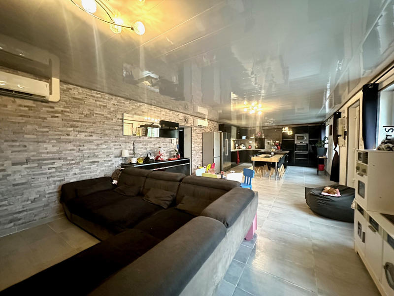 Maison - 133 m² - 6 pièces