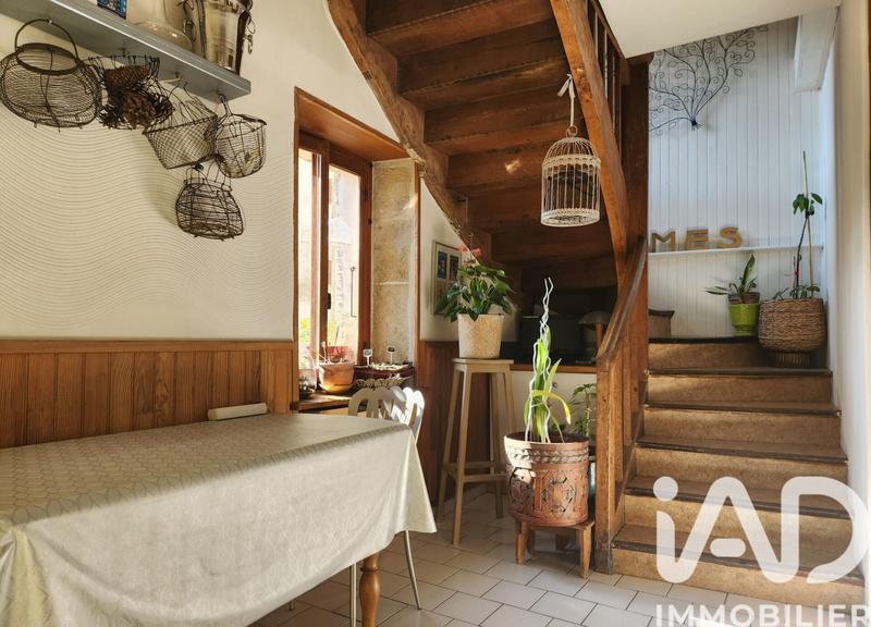 Maison - 111 m² - 5 pièces